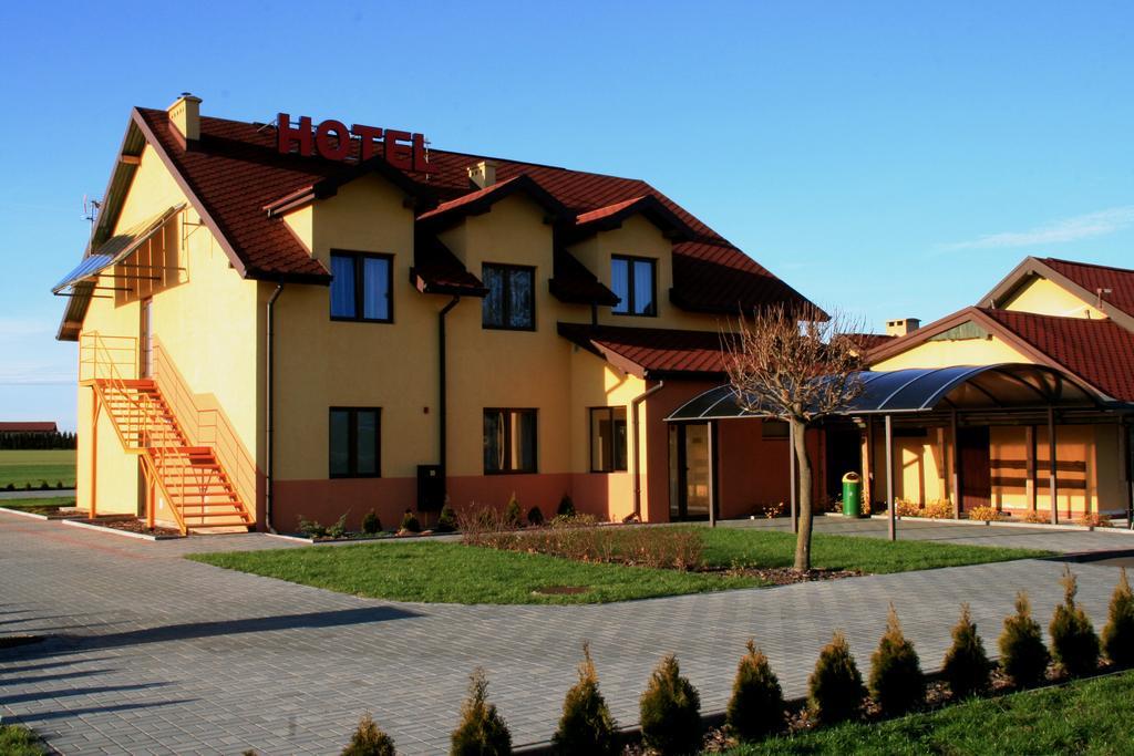 Hotel Kuznia Oberza Polska Lysomice Exterior photo