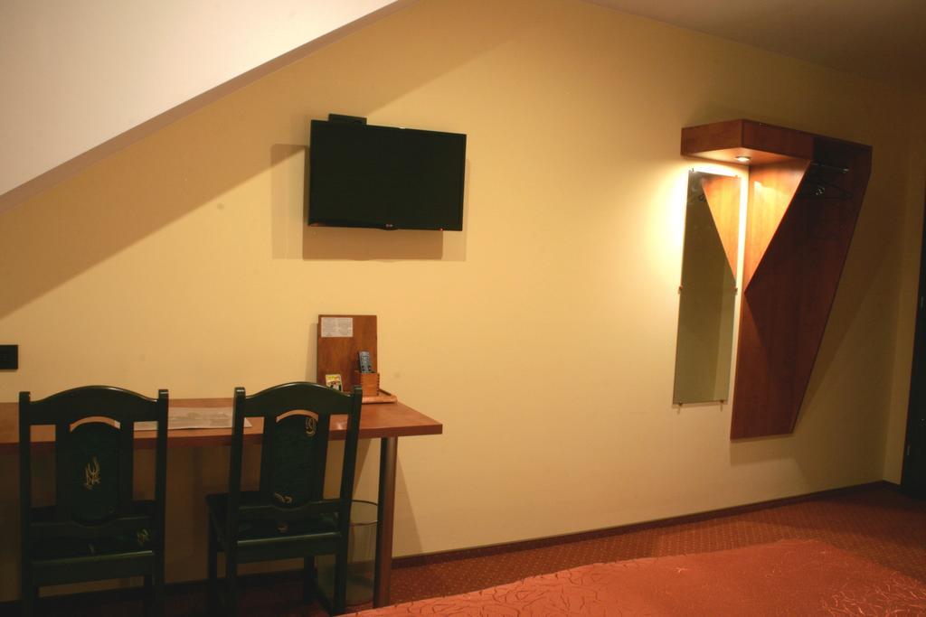 Hotel Kuznia Oberza Polska Lysomice Room photo
