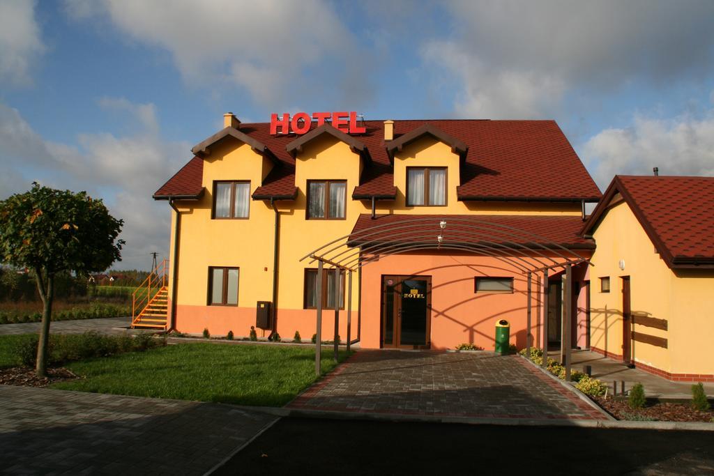 Hotel Kuznia Oberza Polska Lysomice Exterior photo