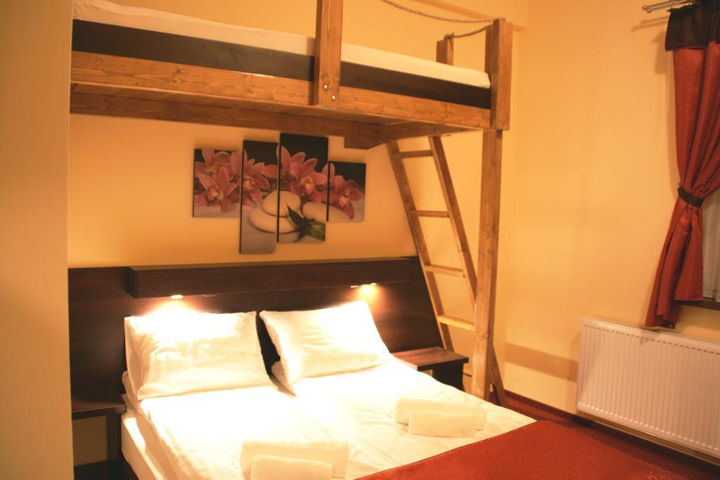Hotel Kuznia Oberza Polska Lysomice Room photo